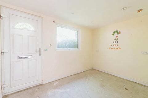 5 Lycroft Close, Goring, Reading, RG8 0AT