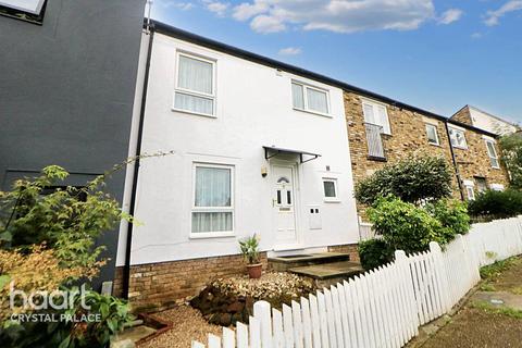 3 bedroom terraced house for sale, Ladas Road, London