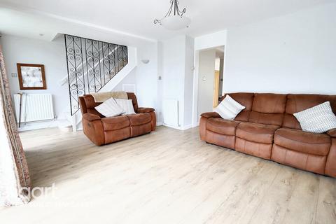 26 Foxbridge, Covingham, Swindon, SN3 5BW