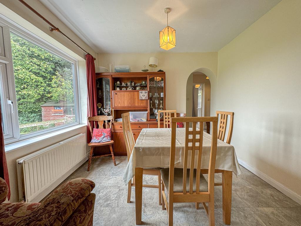Dining Room (2)
