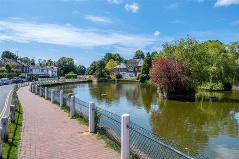 2 Cedar Place, Buxshalls Ardingly Road, Lindfield, Haywards Heath, RH16 2QY
