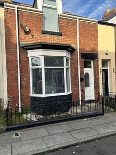 3 bedroom terraced house to rent, Fernville Street, Sunderland