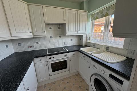 1 bedroom flat for sale, Fairfield Road, Borough Green, Sevenoaks