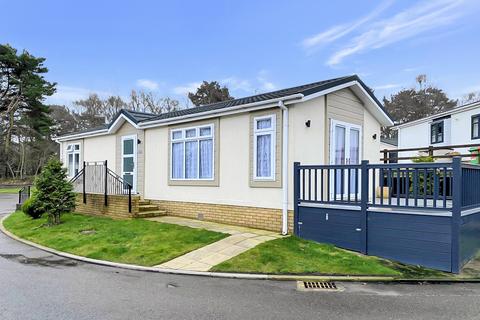 2 bedroom park home for sale, New Forest Glades, Christchurch, BH23