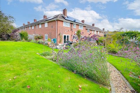 5 bedroom terraced house for sale, THORNHILL! SPACIOUS FAMILY HOME! BEAUTIFULLY PRESENTED THROUGHOUT!