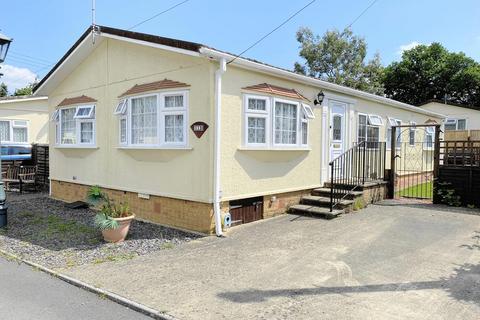 2 bedroom park home for sale, Oaktree Park, St Leonards, Ringwood, BH24