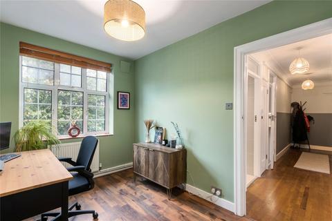 2 bedroom apartment for sale, Leigham Avenue SW16