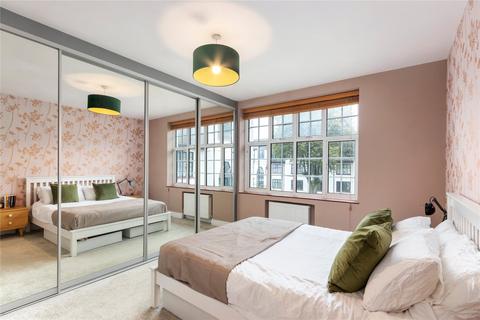 2 bedroom apartment for sale, Leigham Avenue SW16