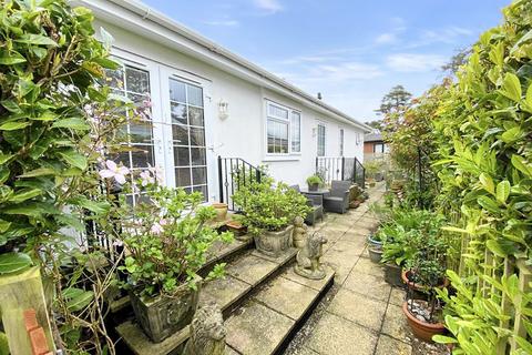 2 bedroom park home for sale, Lone Pine Park, Ferndown, Dorset, BH22