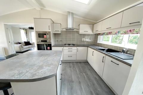 2 bedroom park home for sale, Organford Manor Country Park Homes, Poole, BH16