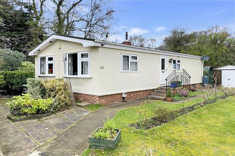 2 bedroom park home for sale, Gladelands Park, Ringwood Road, Ferndown, Dorset