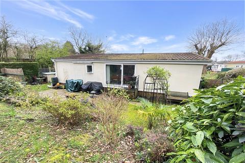 2 bedroom park home for sale, Gladelands Park, Ringwood Road, Ferndown, Dorset