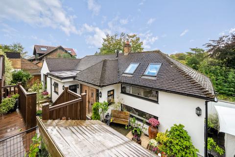 4 bedroom house for sale, Abbots Lane, Kenley CR8