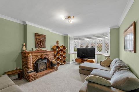 15 The Glade, Epsom, KT17 2HN