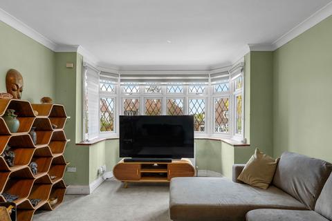 15 The Glade, Epsom, KT17 2HN