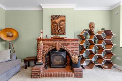 15 The Glade, Epsom, KT17 2HN