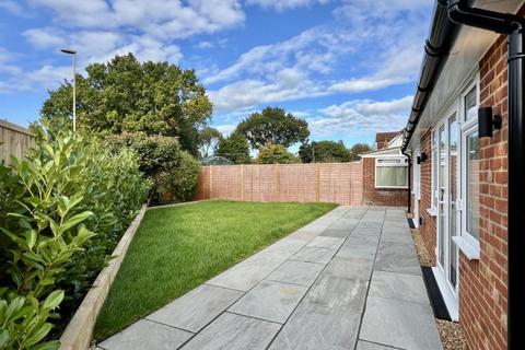 3 bedroom bungalow for sale, Highfield Road, Ringwood, BH24 1RF