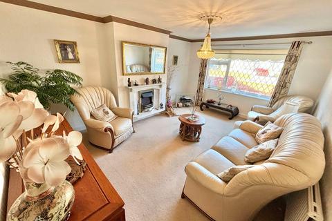 18 Berwick Avenue, Thornton-cleveleys, FY5 2JT