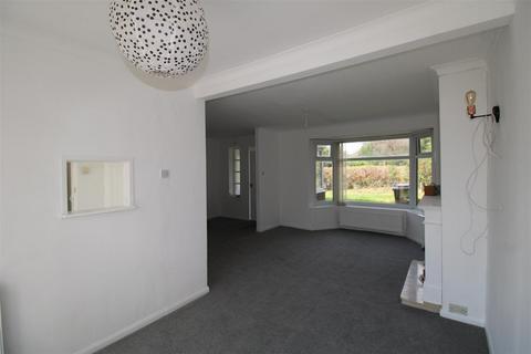 3 bedroom semi-detached house for sale, Warwick Hall Walk, Cochrane Park, Newcastle Upon Tyne