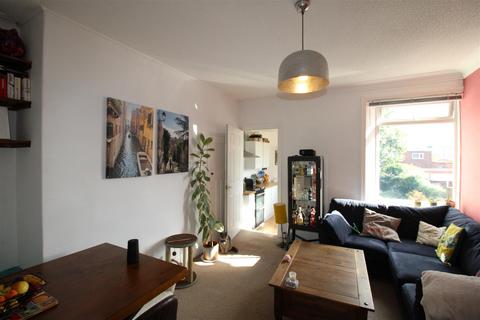 3 bedroom apartment for sale, Rothbury Terrace, Heaton, Newcastle Upon Tyne