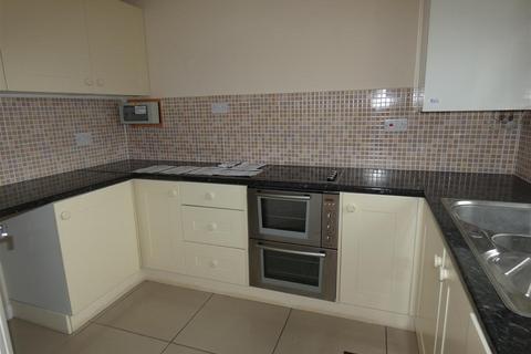 3 bedroom bungalow to rent, Blackbird Road, Beck Row IP28