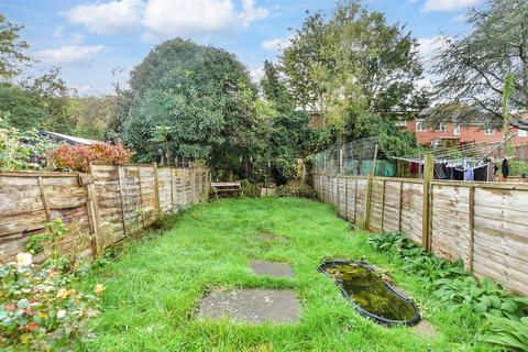 4 bedroom terraced house for sale, Sheals Crescent, Maidstone, Kent