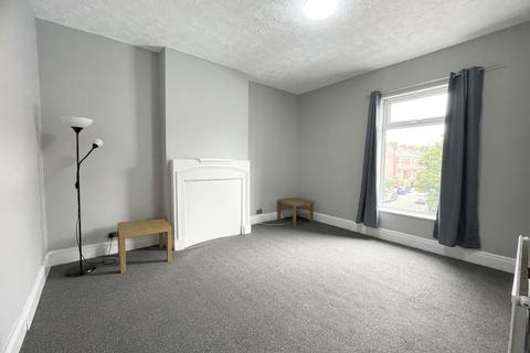 4 bedroom apartment to rent, Stockport Road, Manchester, M19