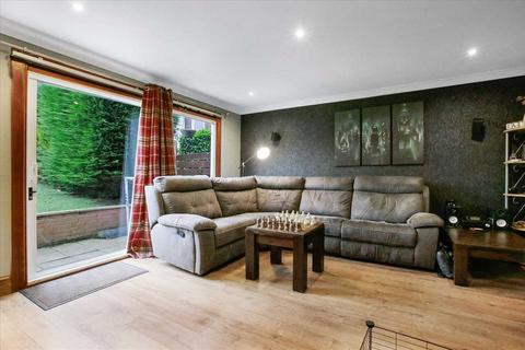 3 bedroom end of terrace house for sale, Juniper Avenue, Greenhills, EAST KILBRIDE