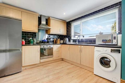 3 bedroom end of terrace house for sale, Juniper Avenue, Greenhills, EAST KILBRIDE