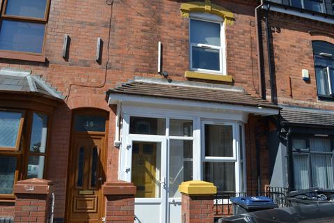 3 bedroom house to rent, 12 Dawlish Road, B29 7AE