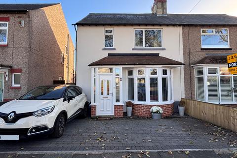 3 bedroom semi-detached house for sale, Hillcrest, Monkseaton, Whitley Bay, NE25 9AF