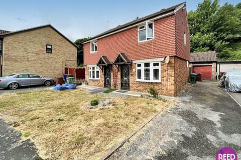 97 Curling Lane, Badgers Dene, Grays, RM17 5JJ
