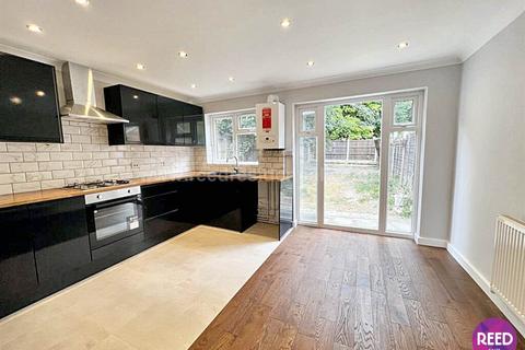 99 Curling Lane, Badgers Dene, Grays, RM17 5JJ