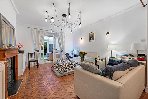 1 bedroom flat for sale, Bolingbroke Road, London W14