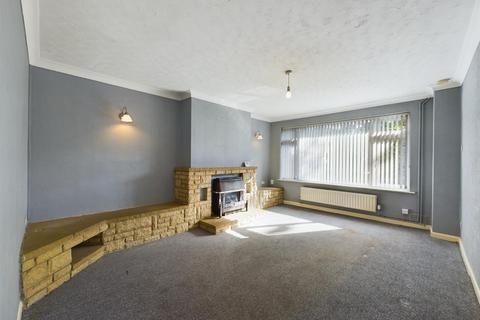 2 bedroom semi-detached bungalow for sale, Birchwood Avenue, Lincoln