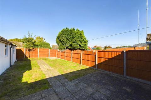 2 bedroom semi-detached bungalow for sale, Birchwood Avenue, Lincoln