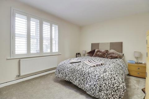 2 bedroom penthouse for sale, Queen Street, Leicestershire LE11