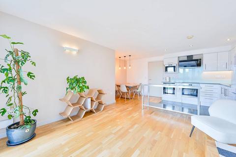 2 bedroom flat for sale, London Road, Brentford, TW8