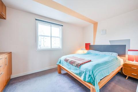 2 bedroom flat for sale, London Road, Brentford, TW8