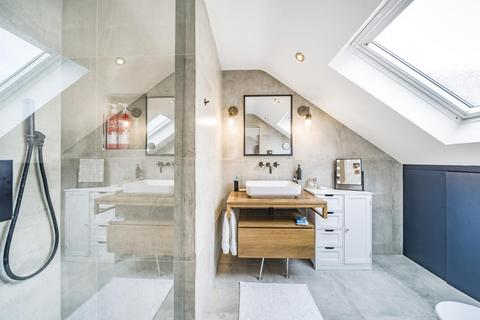16a Abbeville Road, London, SW4 9NJ