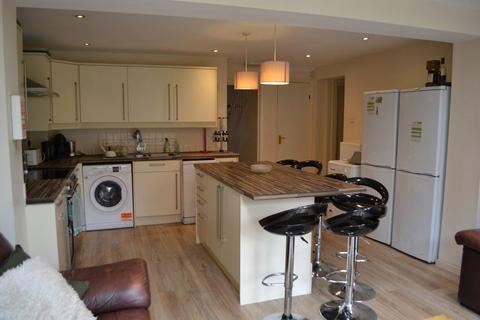 6 bedroom house to rent, 120 Heeley Road, B29 6EZ