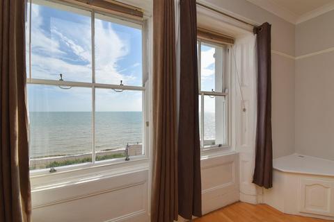 2 bedroom flat to rent, Marina, St. Leonards-On-Sea TN38