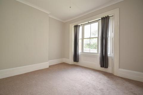 2 bedroom flat to rent, Marina, St. Leonards-On-Sea TN38