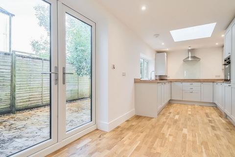 3 bedroom end of terrace house for sale, Bognor Road, Chichester, PO19