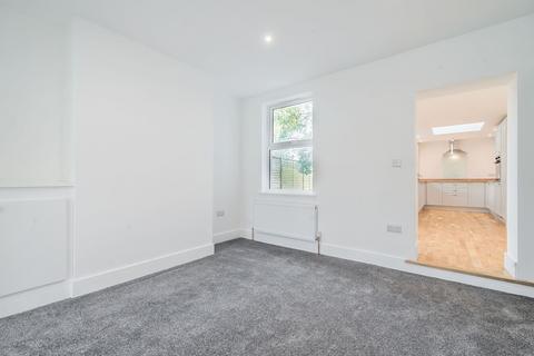 28 Bognor Road, Chichester, PO19 7TG