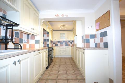 3 bedroom terraced house to rent, Mildenhall Place, Haverhill CB9