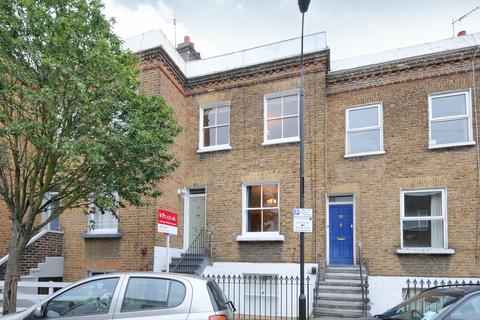 2 bedroom maisonette to rent, Gayford Road Shepherds Bush W12