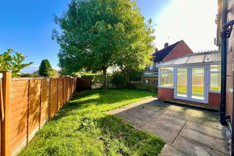 13 Ainsty Drive, Wetherby, LS22 7QW