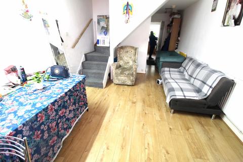 2 bedroom end of terrace house for sale, Harrow, HA2