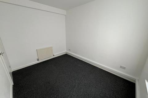 1 bedroom flat to rent, Oxford Street, Grimsby, Lincolnshire, DN32